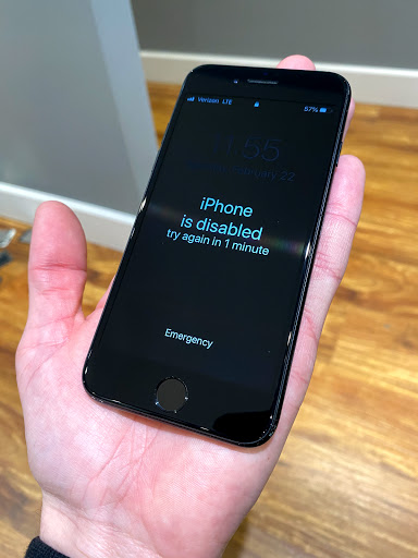 Cell Phone Store «Cellfone MD Cell phone repair», reviews and photos, 7708 W Belmont Ave, Chicago, IL 60634, USA