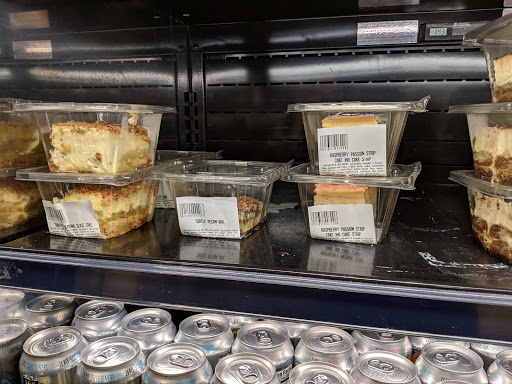 Grocery Store «Whole Foods Market», reviews and photos, 11660 Plaza America Dr, Reston, VA 20190, USA