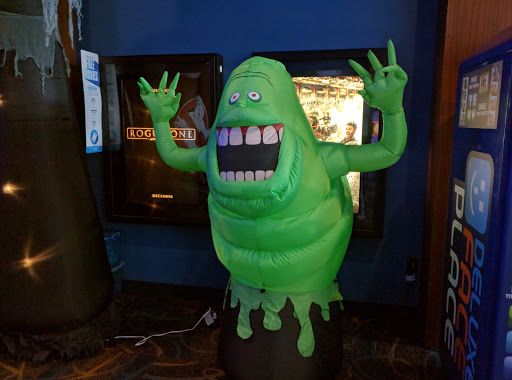 Movie Theater «Regal Cinemas College Station 14», reviews and photos, 415 W College St, Springfield, MO 65806, USA