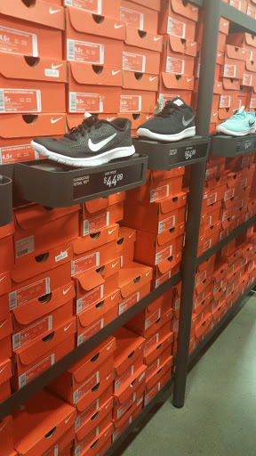 Clothing Store «Nike Factory Store», reviews and photos, 201 Boardwalk Blvd, Bossier City, LA 71111, USA