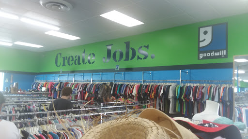 Thrift Store «Wabash Valley Goodwill Industries, Inc.», reviews and photos, 2702 S 3rd St, Terre Haute, IN 47802, USA