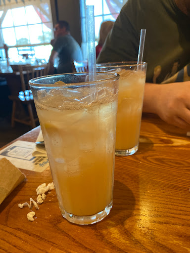 American Restaurant «Cracker Barrel Old Country Store», reviews and photos, 1050 S Hwy Dr, Fenton, MO 63026, USA