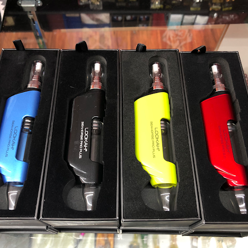 Tobacco Shop «Sky High Smoke Shop», reviews and photos, 19801 NW 27th Ave, Miami Gardens, FL 33056, USA