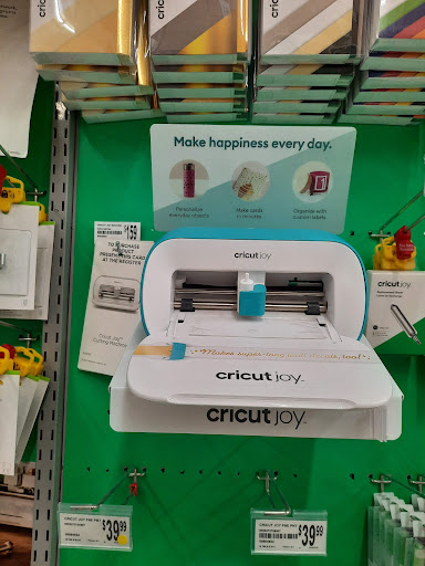 Craft Store «Michaels», reviews and photos, 697 Howe Ave, Cuyahoga Falls, OH 44221, USA