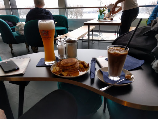 Café - Mit freundlichen Grüßen
