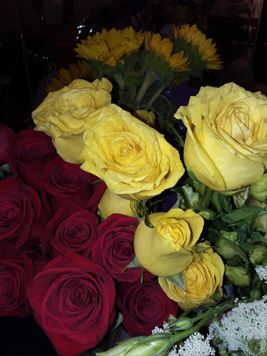 Florist «Lichas Flower Shop», reviews and photos, 4645 Huntington Dr N, Los Angeles, CA 90032, USA