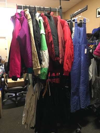 Sporting Goods Store «Second Wind Sports», reviews and photos, 5321 Topanga Canyon Blvd, Woodland Hills, CA 91364, USA