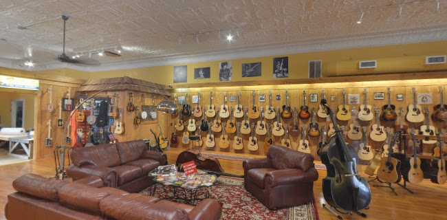Guitar Emporium @ Maxwell's House of Music - Louisville
