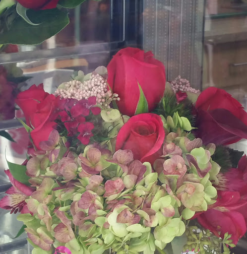 Grocery Store «Schnucks», reviews and photos, 2222 Troy Rd, Edwardsville, IL 62025, USA