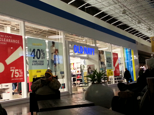 Old Navy, 680 Chicago Ridge Mall, Chicago Ridge, IL 60415, USA, 