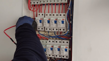 Eléctricista las 24 horas 'emergencias eléctricas'SERVIHOGAR MULTISERVCIOS