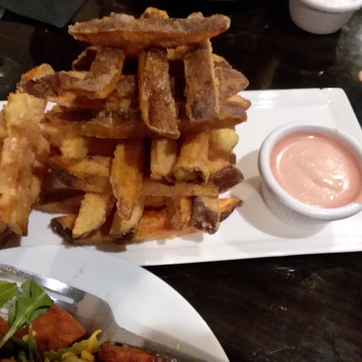 Bar «Jackpot Bistro», reviews and photos, 1652 NW Fairview Dr, Gresham, OR 97030, USA