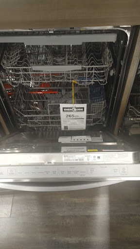 Electronics Store «Best Buy», reviews and photos, 4610 S 76th St, Greenfield, WI 53220, USA