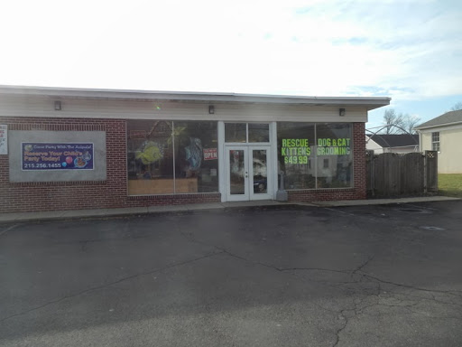 Fins Feathers Paws & Claws, 436 Main St, Harleysville, PA 19438, USA, 