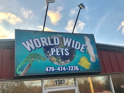 World Wide Pets, 1307 Fayetteville Rd, Van Buren, AR 72956, USA, 