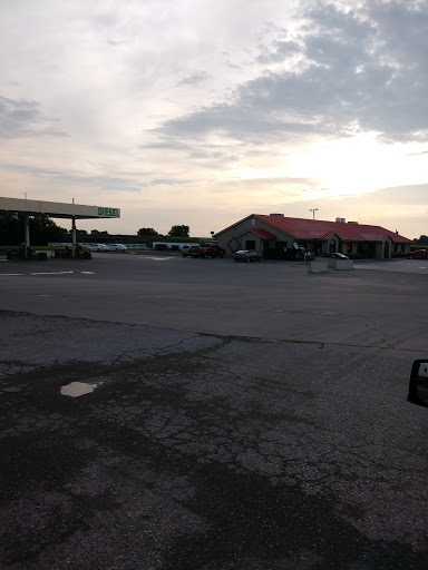 Truck Stop «Ainsworth 4 Corners Fuel», reviews and photos, 3112 IA-92, Ainsworth, IA 52201, USA