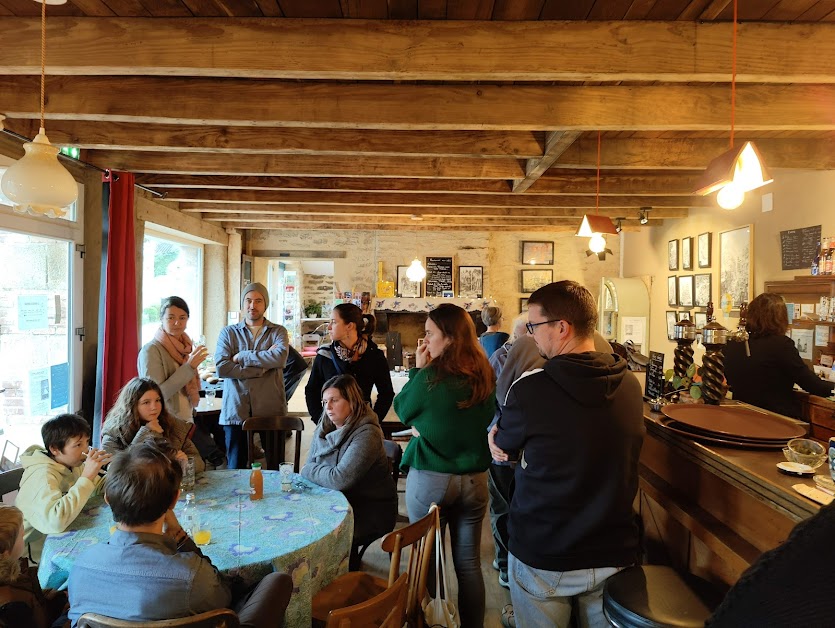 Le Café Qui Cause à Quistinic (Morbihan 56)