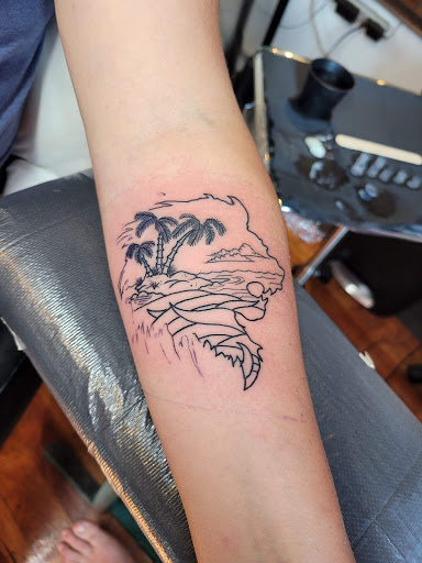 Tattoo Shop «The Quill : a tattoo shop», reviews and photos, 933 Woodland St b, Nashville, TN 37206, USA