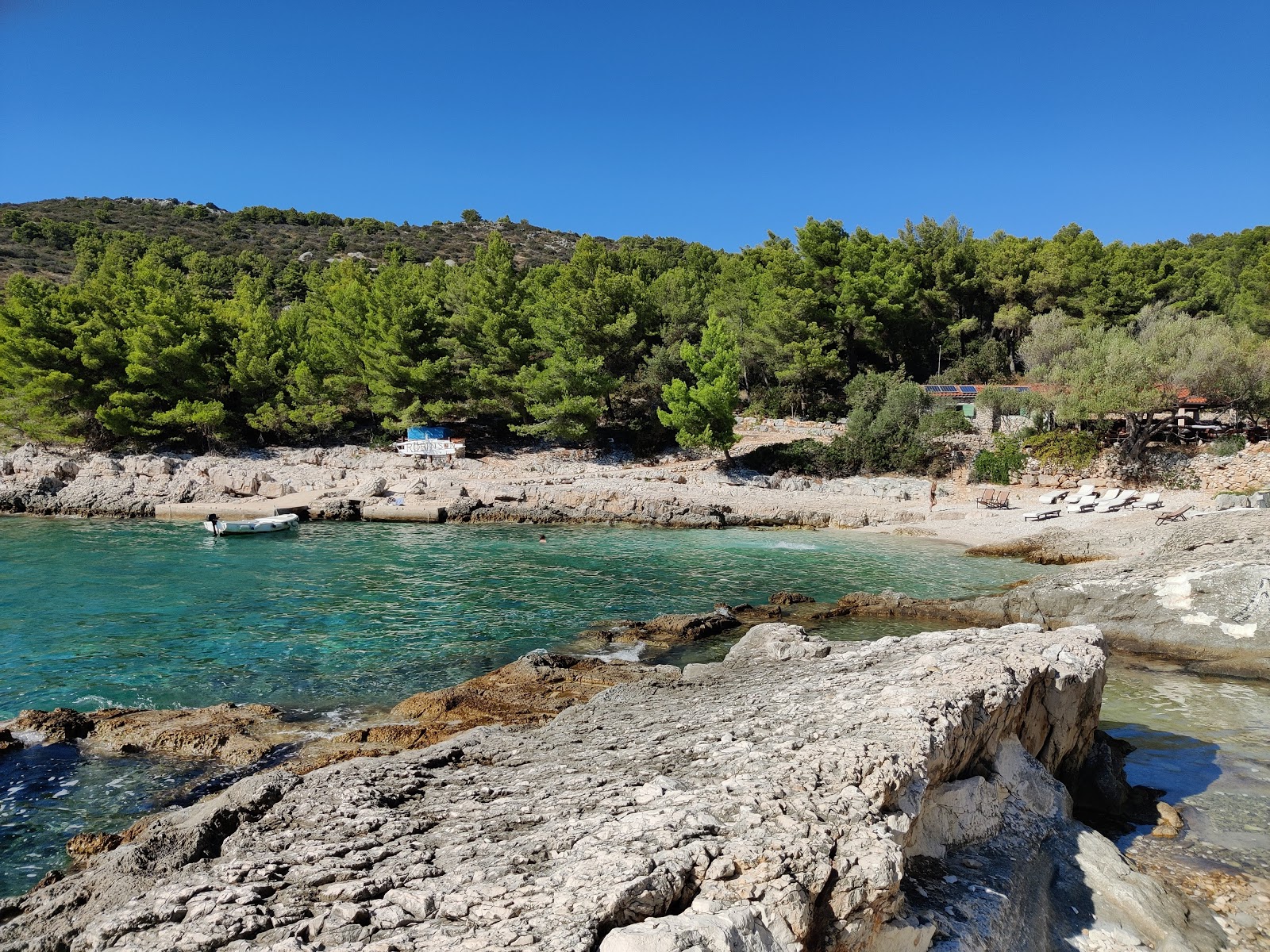 Foto av Robinson beach med hög nivå av renlighet