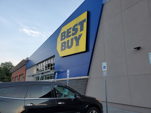 Electronics Store «Best Buy», reviews and photos, 1 Garden State Plaza Blvd, Paramus, NJ 07652, USA