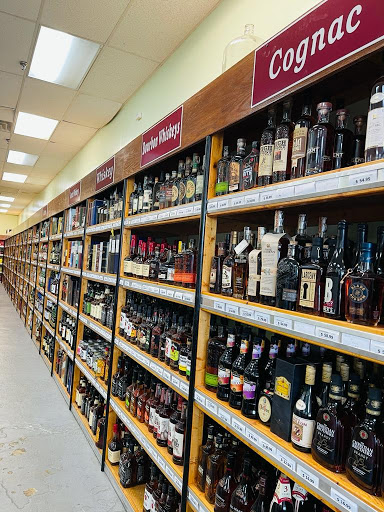 Wine Store «Hempstead Wine and Liquor», reviews and photos, 4037 Hempstead Turnpike, Bethpage, NY 11714, USA