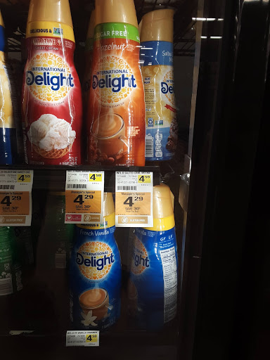 Grocery Store «Rays Food Place», reviews and photos, 1139 S Cloverdale Blvd, Cloverdale, CA 95425, USA