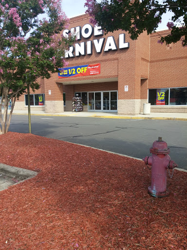 Shoe Store «Shoe Carnival», reviews and photos, 1515 N Pointe Dr, Durham, NC 27705, USA