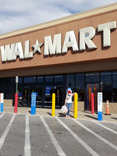 Discount Store «Walmart», reviews and photos, 950 Edwards Ferry Rd NE, Leesburg, VA 20176, USA