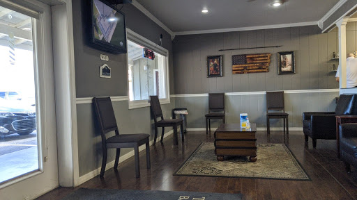 Barber Shop «Two Guys Barber Shop», reviews and photos, 3364 E Williams Field Rd, Gilbert, AZ 85295, USA