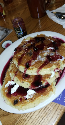 American Restaurant «Cracker Barrel Old Country Store», reviews and photos, 275 Brenton Way, Shepherdsville, KY 40165, USA