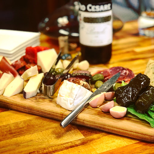 Wine Store «Yiannis Wine Shop», reviews and photos, 401 N Great Neck Rd #123, Virginia Beach, VA 23454, USA