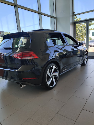 Toyota Dealer «Andy Mohr Toyota», reviews and photos, 8941 E US Hwy 36, Avon, IN 46123, USA