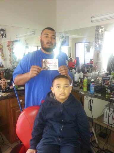 Barber Shop «Royal Kutz Barber Shop», reviews and photos, 1244 N Belt Line Rd, Irving, TX 75061, USA