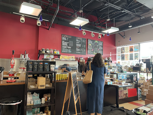 Book Store «Mojo Books & Records», reviews and photos, 2540 E Fowler Ave, Tampa, FL 33612, USA