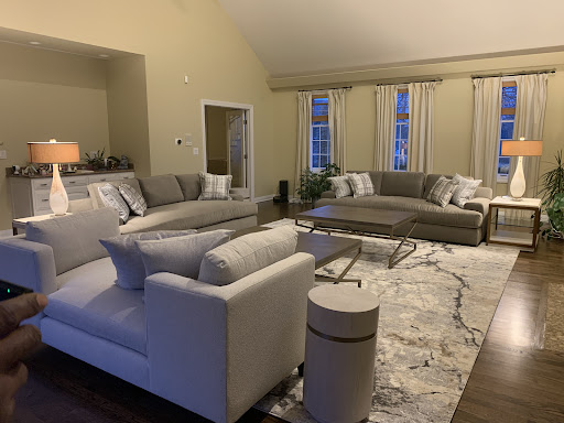 Furniture Store «Sell A Cow Furniture», reviews and photos, 1520 E Algonquin Rd, Arlington Heights, IL 60005, USA