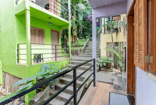 Logo da empresa - Pura Vida Hostel