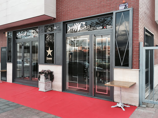 Información y opiniones sobre ATYPIKAL de Valladolid