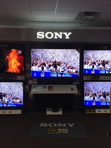 Appliance Store «P.C. Richard & Son», reviews and photos, 42-99 Francis Lewis Blvd, Bayside, NY 11361, USA