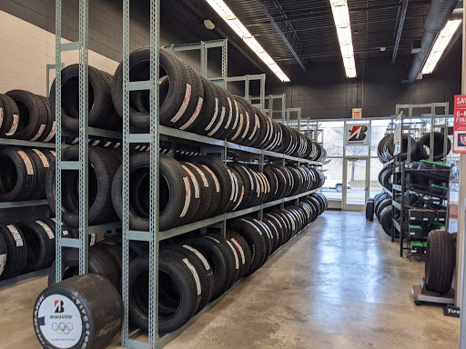 Tire Shop «Maple Grove Firestone», reviews and photos, 16525 96th Ave N, Maple Grove, MN 55311, USA