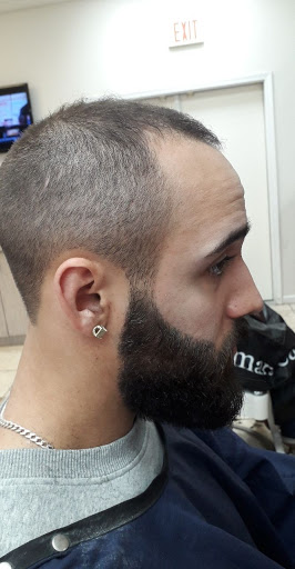 Barber Shop «CENTRAL BARBER SHOP», reviews and photos, 25 Greenbush Rd, Orangeburg, NY 10962, USA