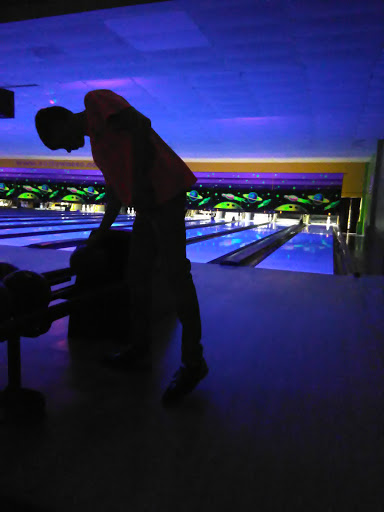 Bowling Alley «Eastown Recreation Center Inc», reviews and photos, 1370 Crossroads Ave, Jasper, IN 47546, USA