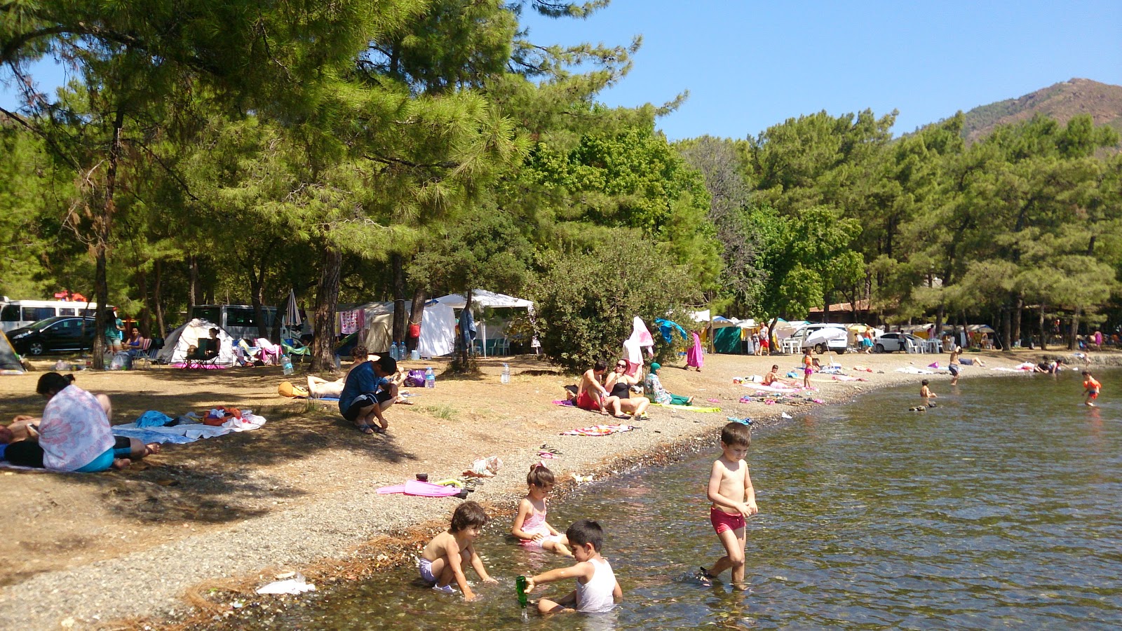 Çubucak Camp Plajı'in fotoğrafı - rahatlamayı sevenler arasında popüler bir yer