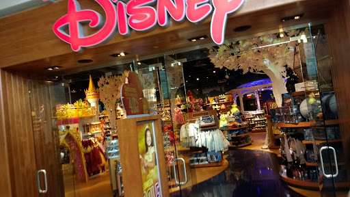 Disney Store, 4400 Ashford Dunwoody Rd, Atlanta, GA 30346, USA, 