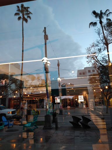 Cosmetics Store «SEPHORA», reviews and photos, 1244 3rd St, Santa Monica, CA 90401, USA