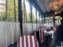 Atmosphère du Restaurant servant du couscous Sonia à Paris - n°11