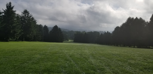 Golf Course «Piney Apple Golf Course», reviews and photos, 165 Slatersville Rd, Biglerville, PA 17307, USA