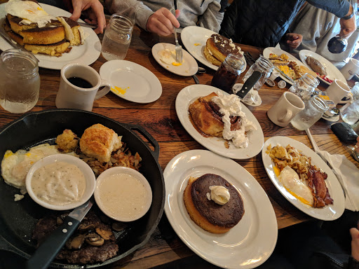 Outdoor Sports Store «Nantahala Outdoor Center Gatlinburg», reviews and photos, 1138 Parkway, Gatlinburg, TN 37738, USA