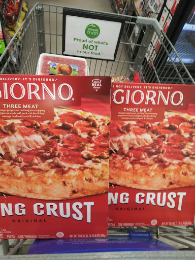 Grocery Store «Kroger», reviews and photos, 26130 Gratiot Ave, Roseville, MI 48066, USA