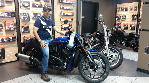 Harley-Davidson Dealer «Mancuso Harley-Davidson Central», reviews and photos, 535 N Loop W Fwy, Houston, TX 77018, USA