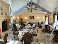 Atmosphère du Restaurant gastronomique Restaurant La Renardière à Gouvieux - n°1
